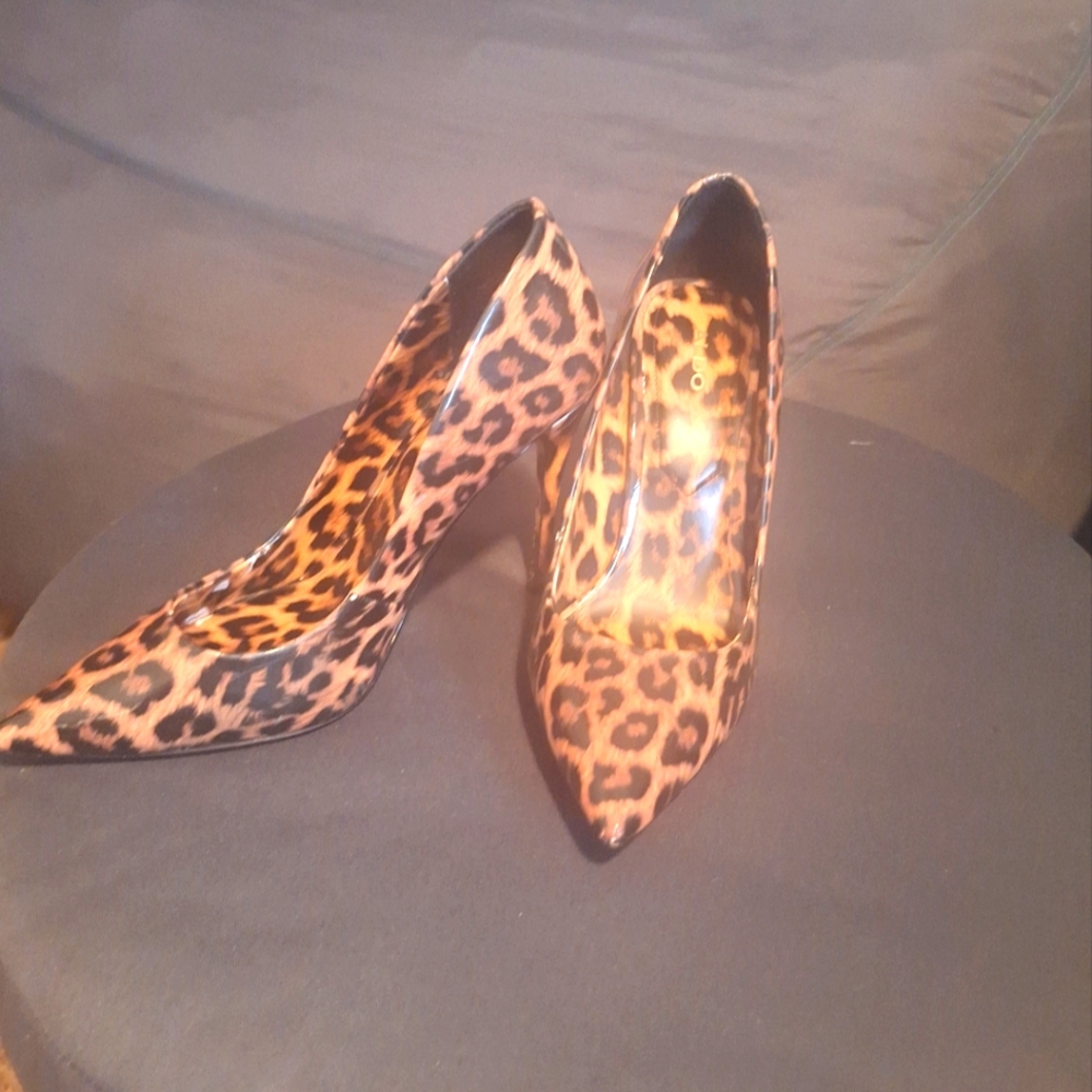 3 to 4 inch heel